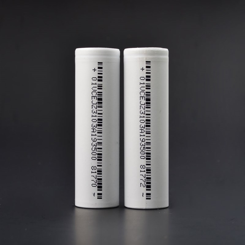 12线激光贴墙仪大容量18650度维石井戴格N水平仪通用可充电锂电池