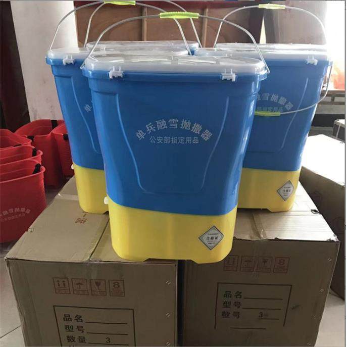 电动背负式农用施肥撒肥器绿化带草籽撒播机融雪剂工业盐抛洒机器