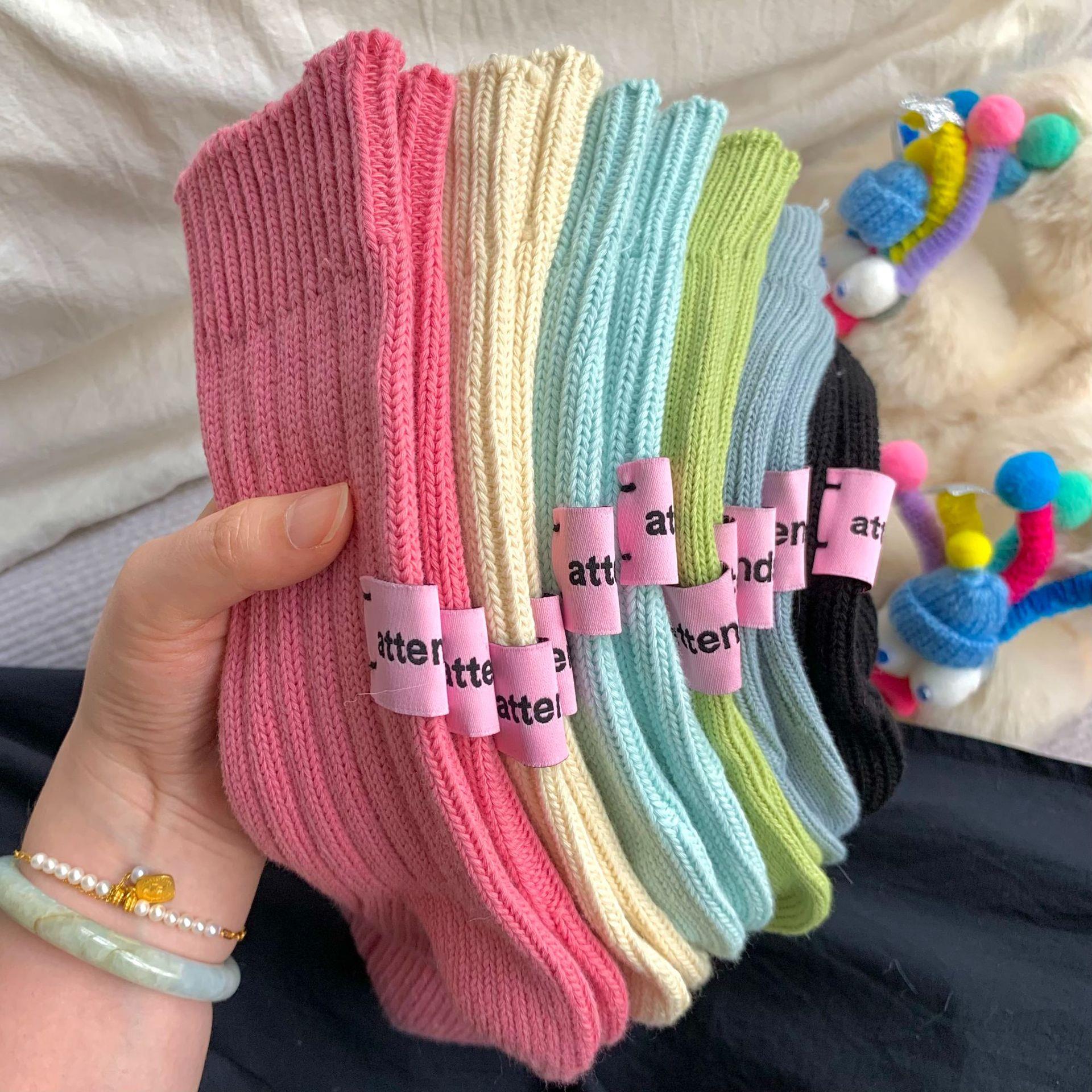 袜子女秋冬中筒袜日系简约粉色标签粗线针织ins潮小众百搭堆堆袜
