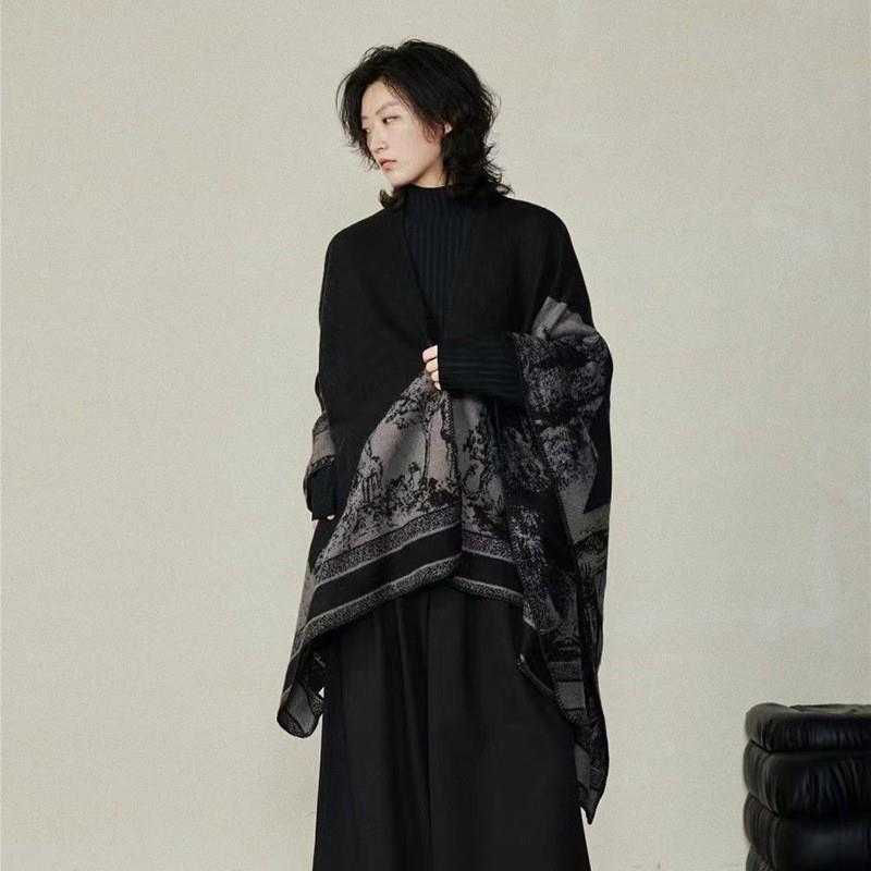 简约2024小众仿羊绒暗黑开叉斗篷秋冬保暖男女双面民族风披肩围巾