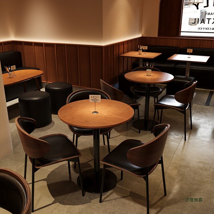 美式复古酒馆桌椅餐酒吧餐桌椅组合西餐厅音乐清吧咖啡厅店桌椅子