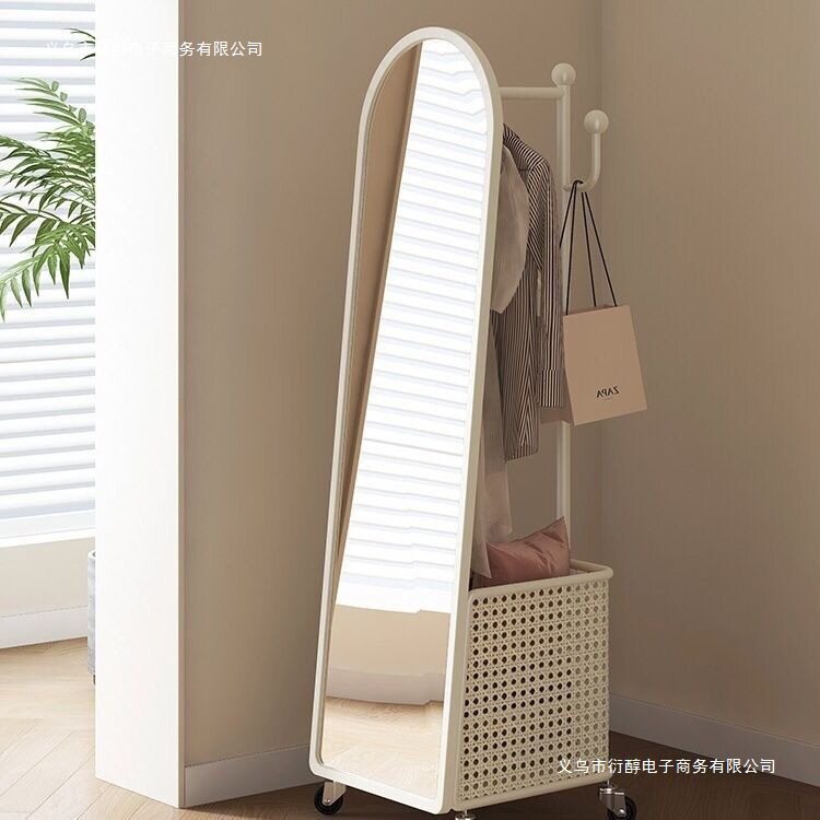 奶油风万向轮落地全身镜衣帽架