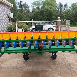 12行水稻播种机拖拉机牵引旱稻水稻种植机稻谷种植机行距可调