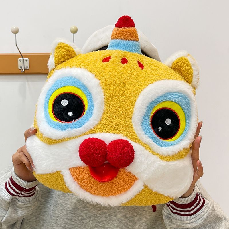 新年醒狮毛绒玩具沙发靠垫麻将发财抱枕新婚床上摆件娃娃毛绒玩具
