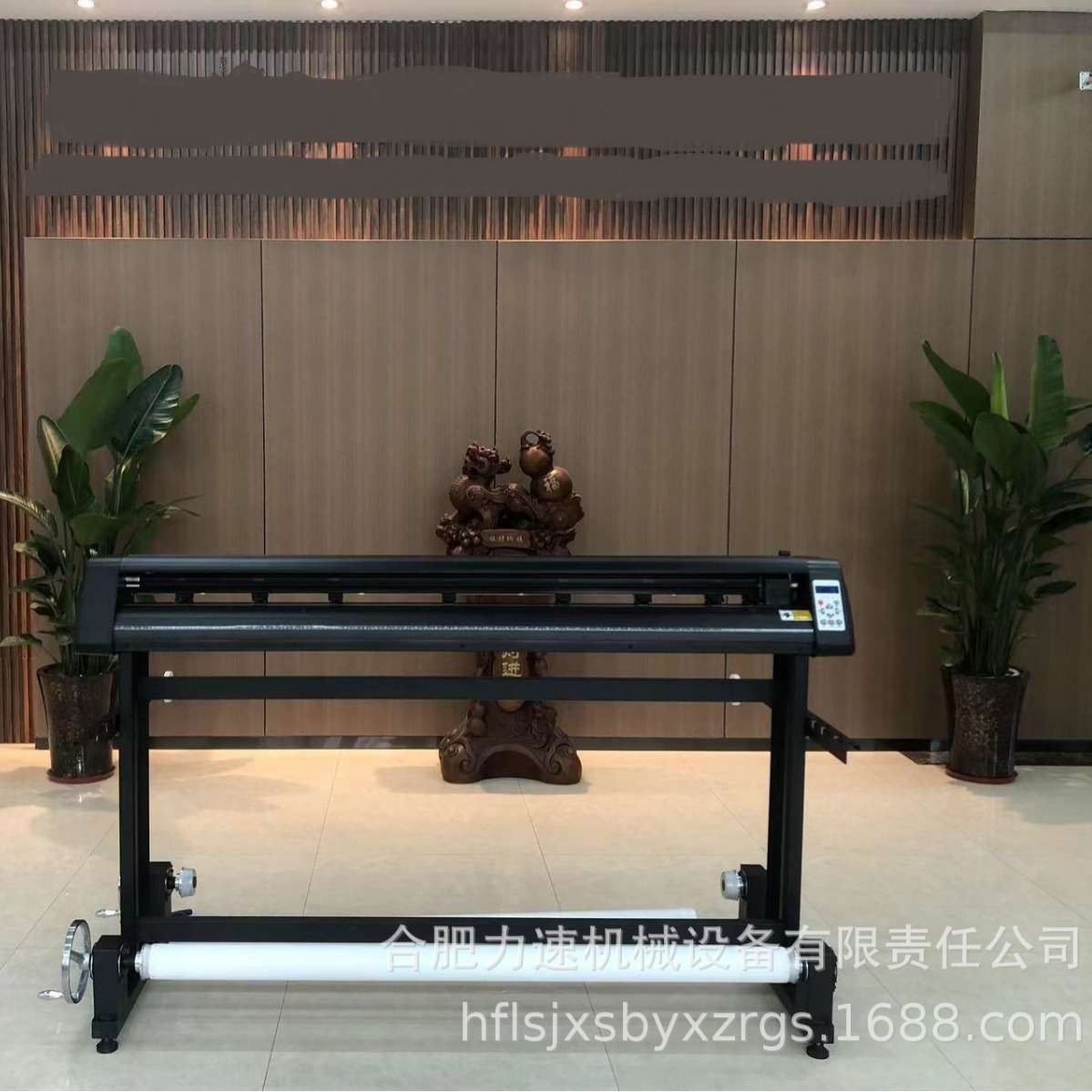 汽车隐形车衣裁膜机多功能裁剪撕膜一体全自动裁剪机软膜切割机