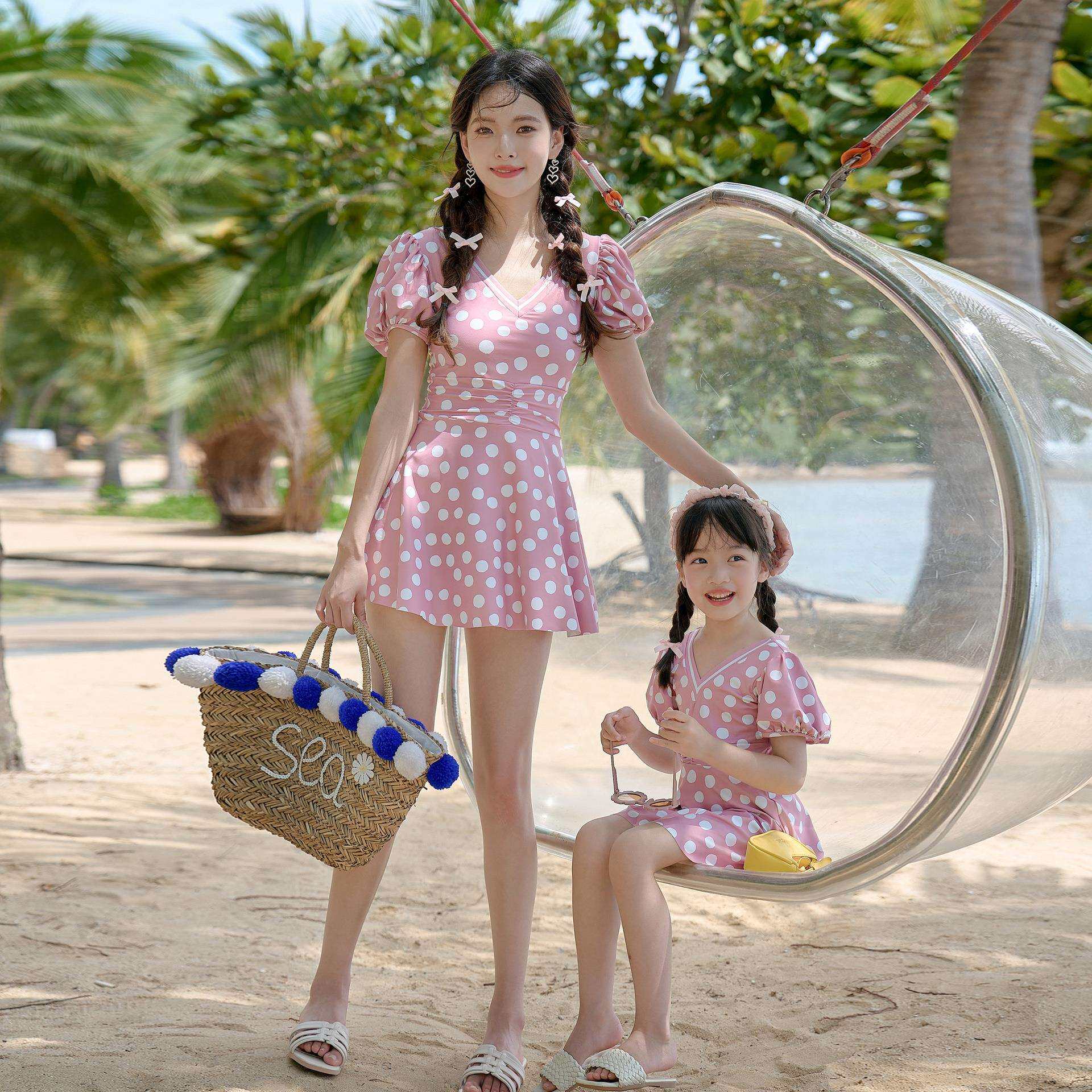 亲子泳衣时尚少女圆点泡泡袖裙式连体母女泳衣套装公主裙儿童泳装