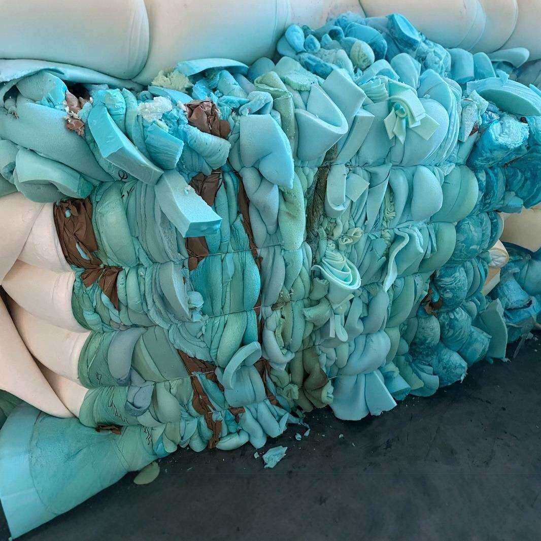 慢回弹头抱枕懒人沙发填充棉碎海绵凝胶记忆棉废海棉打包绵高密度