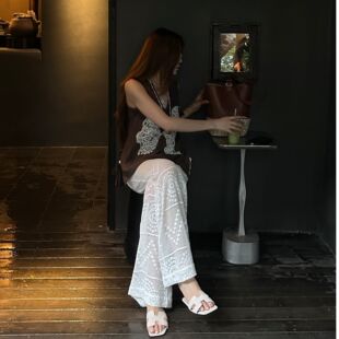 新款 夏季 时尚 蝴蝶刺绣无袖 547 V领T恤上衣YY YANG