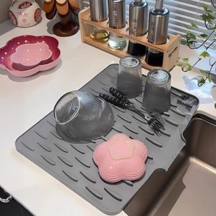 硅胶沥水隔热垫多功能防滑厨房食品级排水垫台面垫子防烫餐垫斜坡