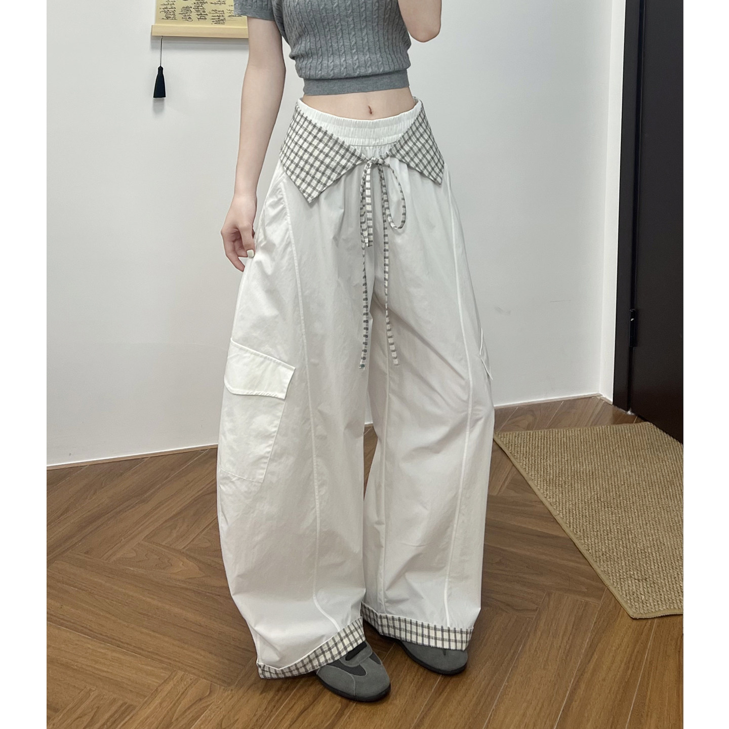 藏青色格子屁帘工装裤女夏季2026新款宽松bf慵懒风高腰窄版弯刀裤