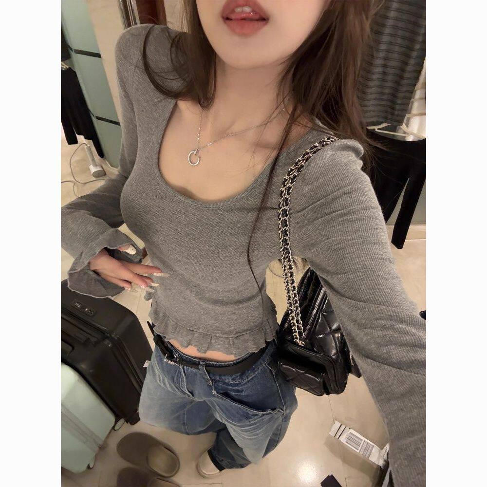 韩系圆领木耳花边长袖T恤女秋季新款纯色修身辣妹显瘦磨毛上衣潮