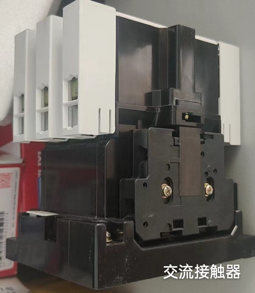 上海 海起优惠供应 交流接触器 机床电柜箱配件等各类机床配件