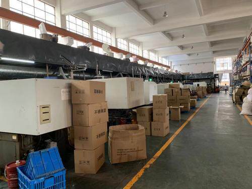 TE泰科电动车辆连接器2267185-1白色直角高压件 原装