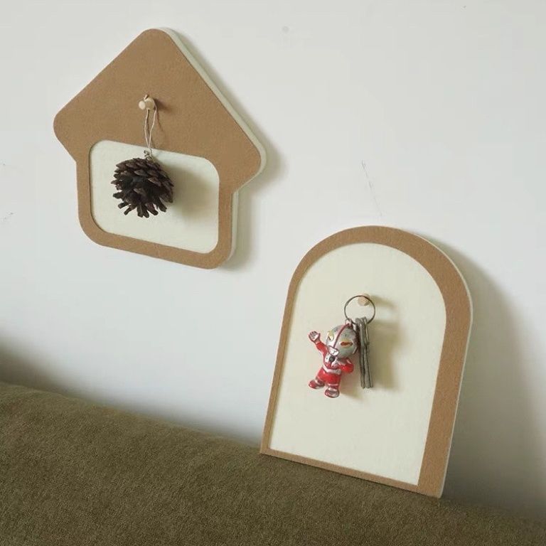 毛毡墙贴软木板墙面装饰钥匙扣收纳挂墙展示板玄关门留言板便签板