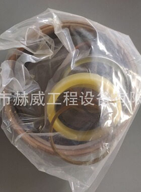 山推推土机Dozer D16/r铲刀倾斜油缸密封套16Y-63B-13100