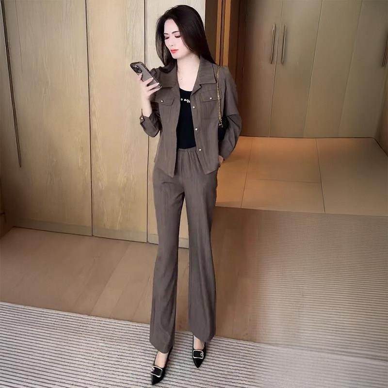 时尚休闲套装女2025秋季新款洋气显瘦长袖外套小个子阔腿裤两件套