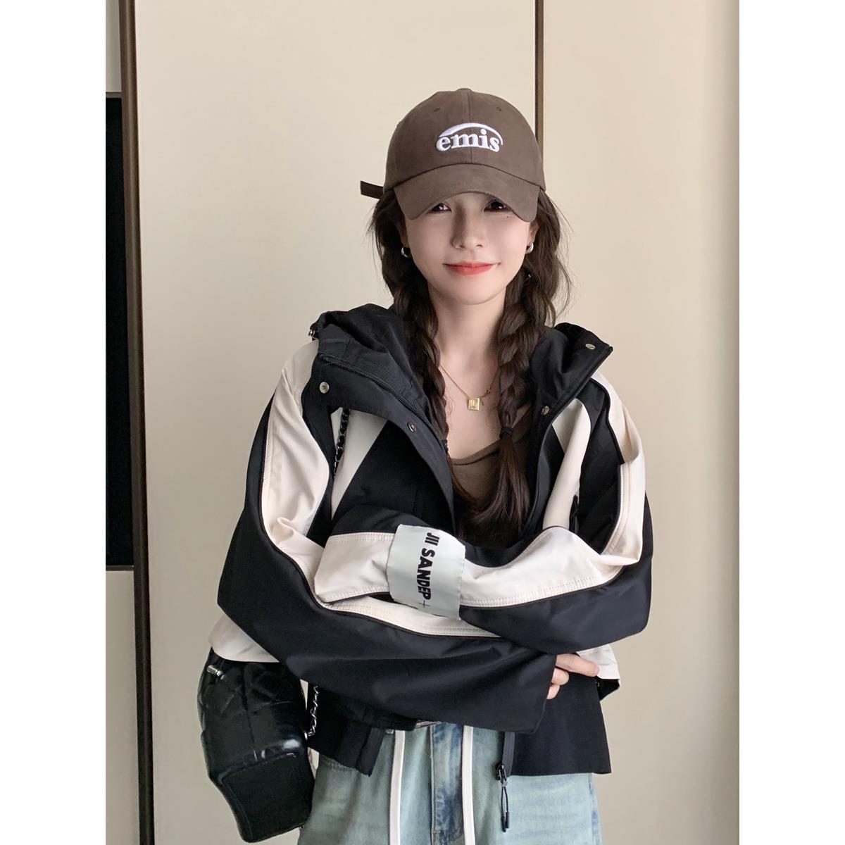 IT UNDER GARDEN 工装风衣夹克外套女春2025新款短款棒球服冲锋衣