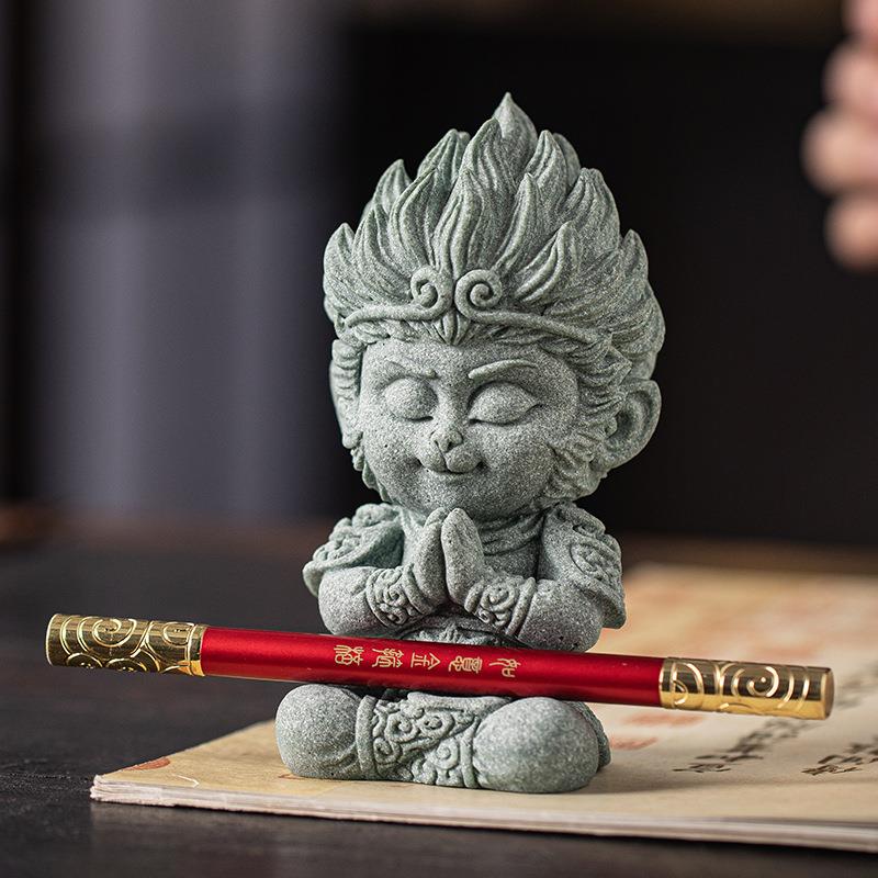 创意青砂石孙悟空摆件可爱齐天大圣金箍棒笔架摆件居办公室装饰品