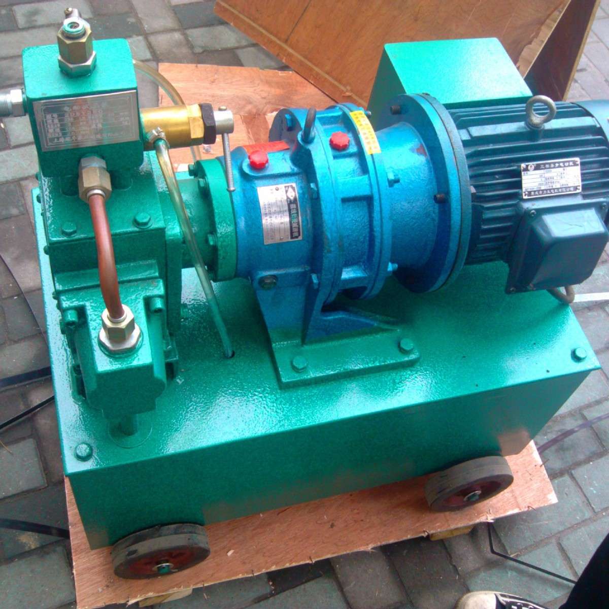 供应2D1SY250电动试压泵、水压试压泵 冠丰牌