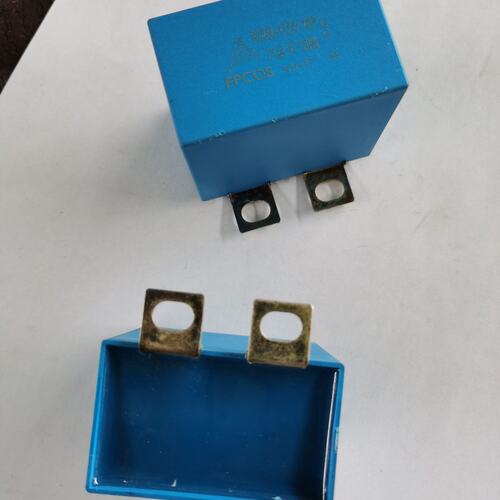 价EPCOS薄膜电容B32656Y7255K201B32656Y7105K201B32656Y7205K201