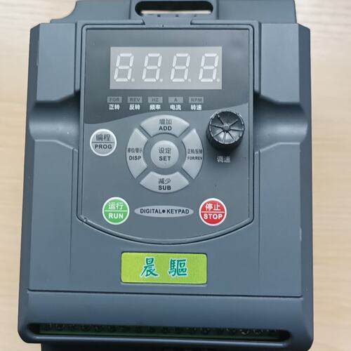 议价晨驱变频器100M-1R5G1-B100M-0R7G1-B100M-2R2G1-B