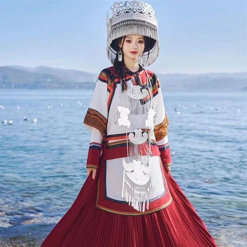 赵丽颖同款凉山彝族服装苗族少女棉麻刺绣民族风套装云南旅拍写真
