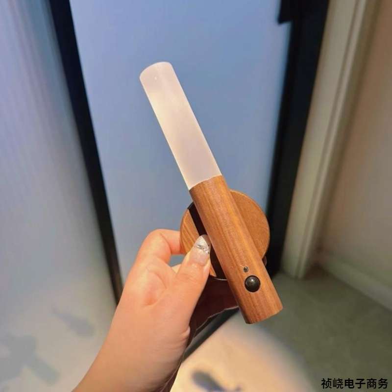 入户门感应灯人来即亮智能感应小夜灯楼道玄关灯充电床头壁灯
