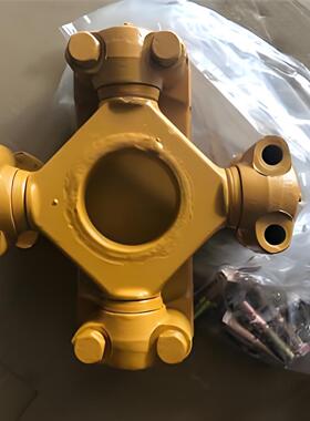 小松推土机D155AX-5万向节17A-20-11211用于推土机配件