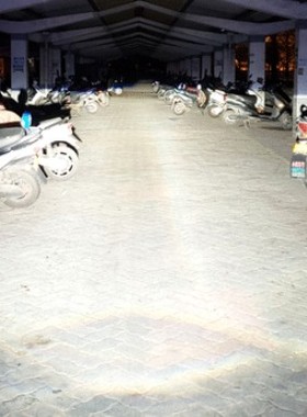 比亚乔medley150 libertxy150自由 LED 大灯 H4三爪超亮白光灯泡