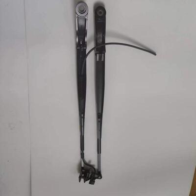 7168953   山猫S770装载机雨刷臂总成