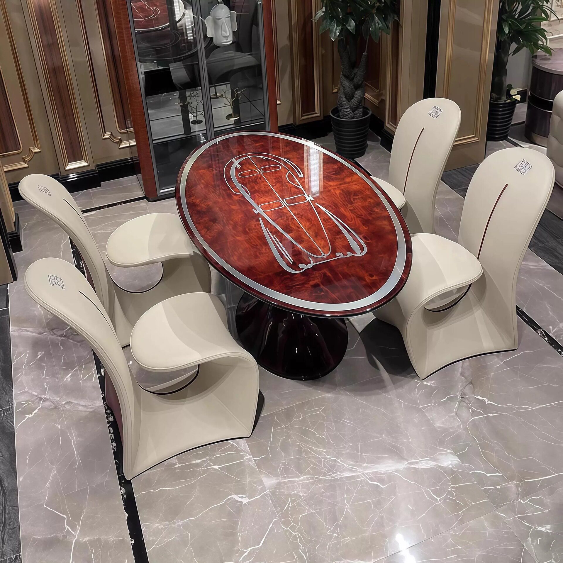 意式轻奢风布加迪系列实木烤漆餐桌现代别墅大户型高端餐桌椅组合