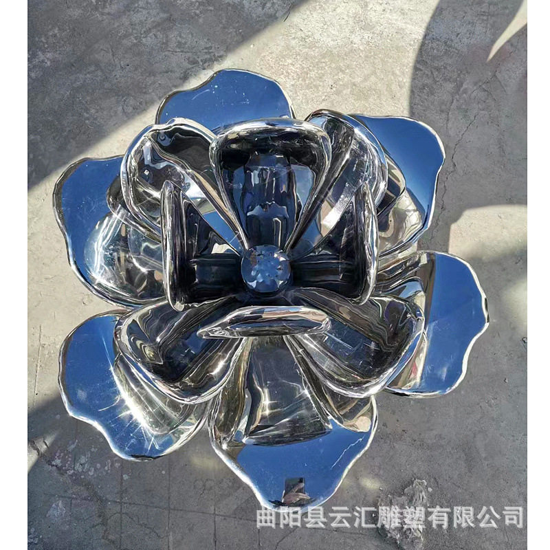 不锈钢镜面莲花雕塑水景观摆件