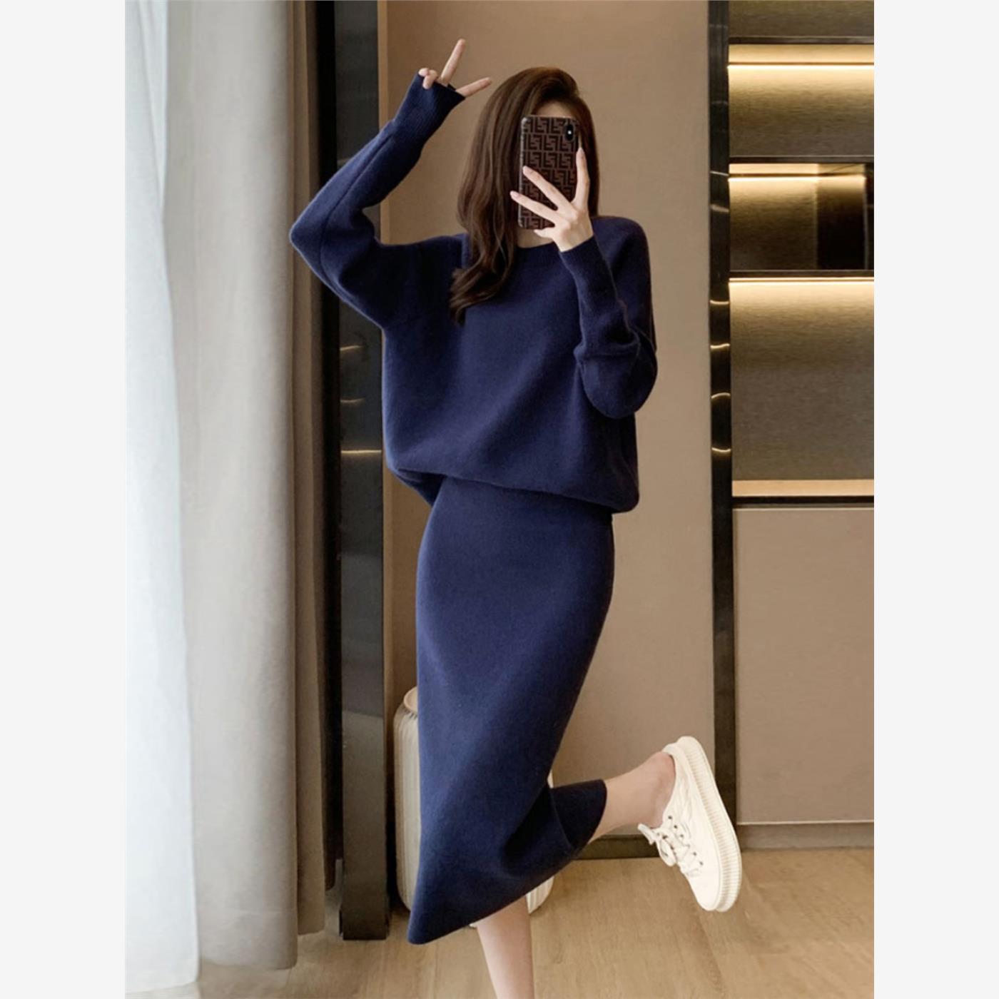 秋冬蝙蝠袖套头针织衫女士针织衫两件套头裙细缝过膝裙小香味