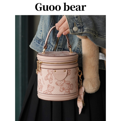 GUOOBEAR古家小熊圆筒包2026新款包包女单肩斜挎手提水桶包
