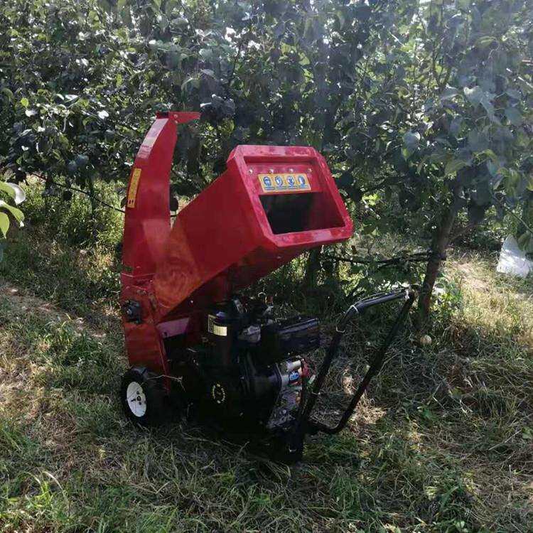 果园家用小型树枝粉碎机葡萄枝干碎枝机园林移动式树枝粉碎机