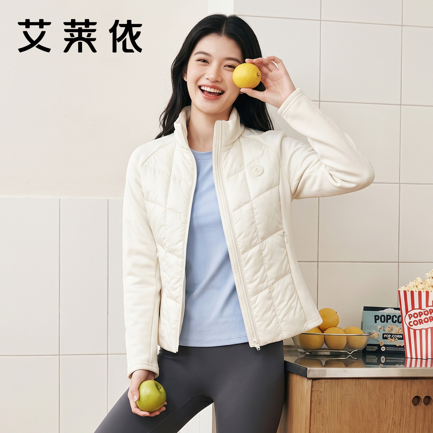 艾莱依排骨立领轻薄羽绒服女短款时尚冬季新款修身拼接内胆外套潮