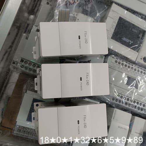 FX2N-2ADPLC模块，成色九成新以上，没有