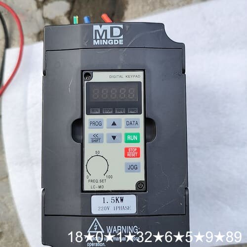 明德变频器MD-A1.5M20B AF02 1.5