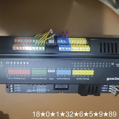MVC-IO830A控制器，如图所示，成色漂