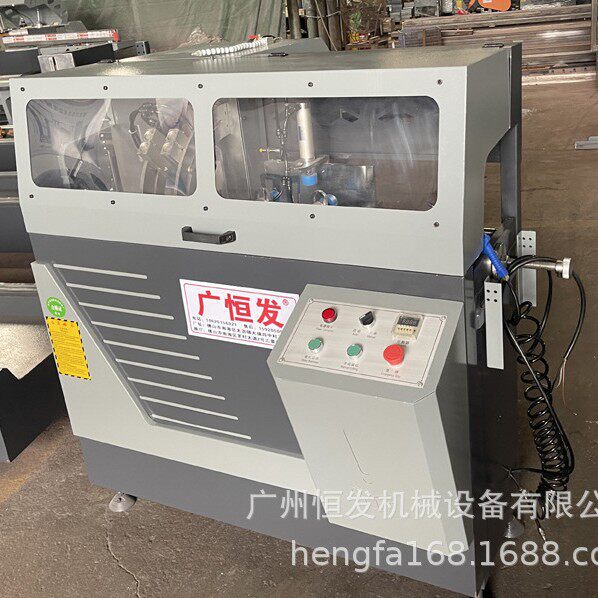 断桥铝合金门窗加工设备机器全自动角码450切割锯铝材角码机切割
