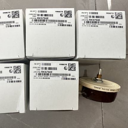 Ohmite  电阻器MOX-4N-131005FE