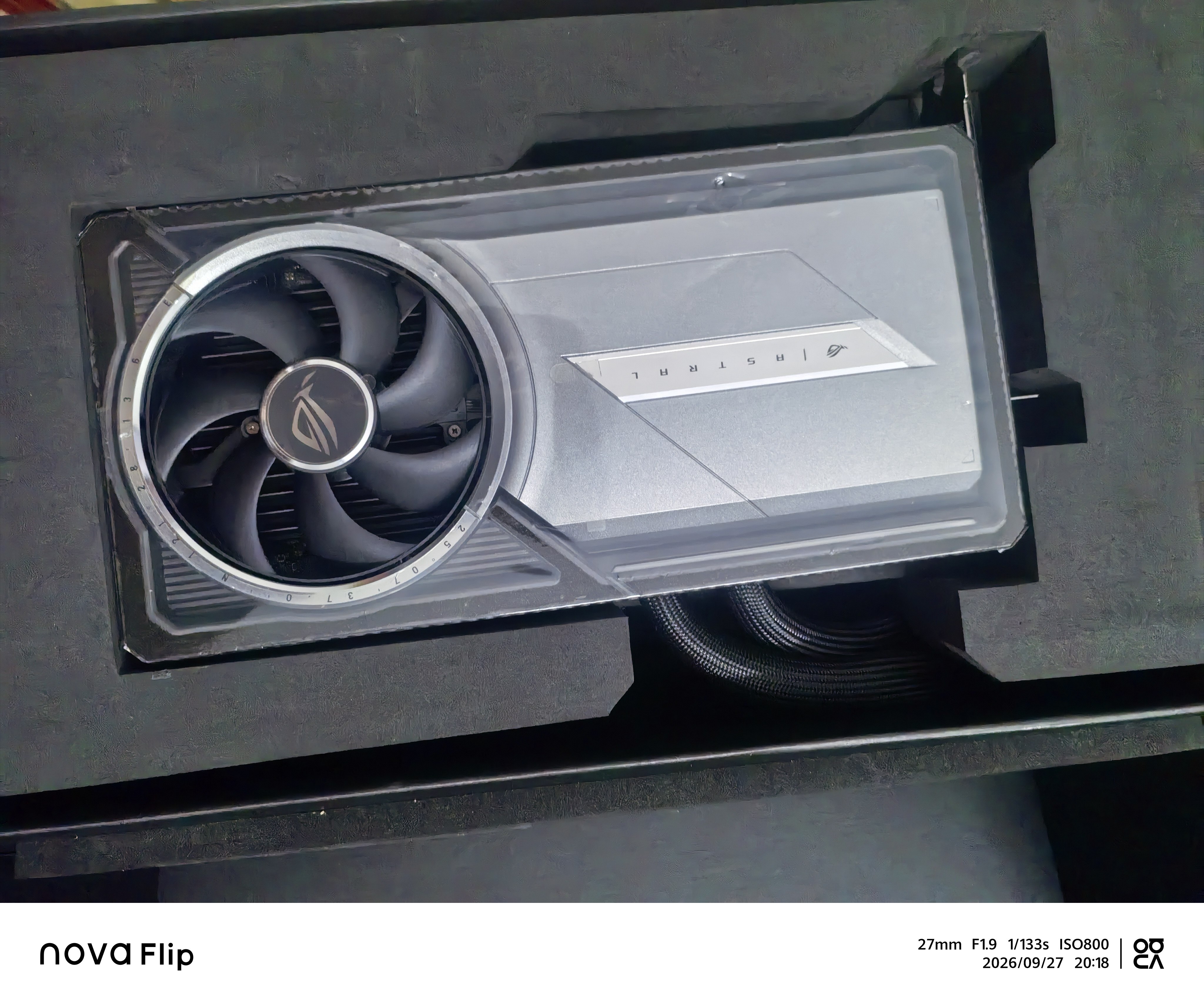 华硕（水夜神）RTX5090 显卡水冷散热器，模型、手办、展示
