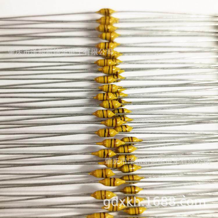 轴向/色环电容0805N201J50V200PFP52/P26卧式独石电容器厂商