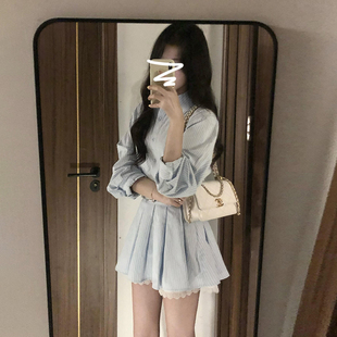 学院风蓝色条纹衬衫连衣裙女春夏2025新款设计感小众A字百褶短裙