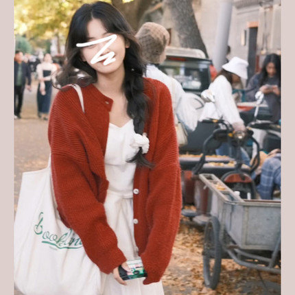 高级感超好看慵懒风红色圣诞开衫毛衣外套女款2023新款秋冬针织衫