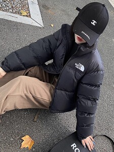 2023冬季肯豆新款设计感羽绒服女短款小个子黑色加厚保暖外套冬装