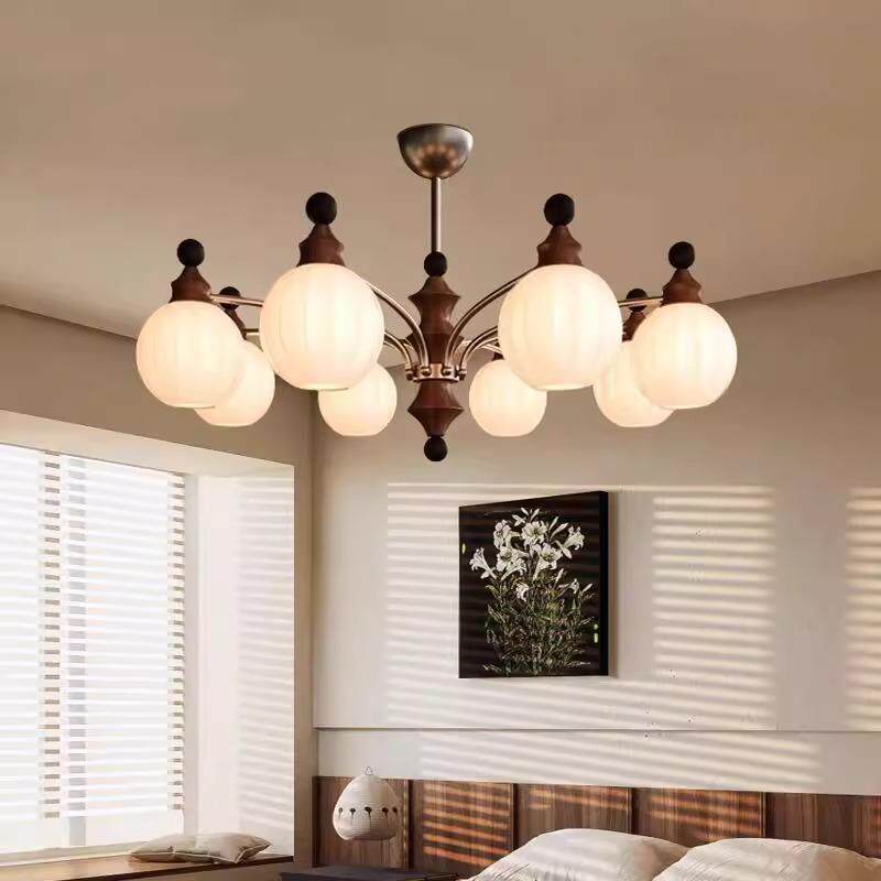 法式中古风客厅吊灯复古胡桃木2026年新款灯饰设计师高级感主卧灯