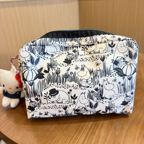 姆明化妆包旅行洗漱包化妆收