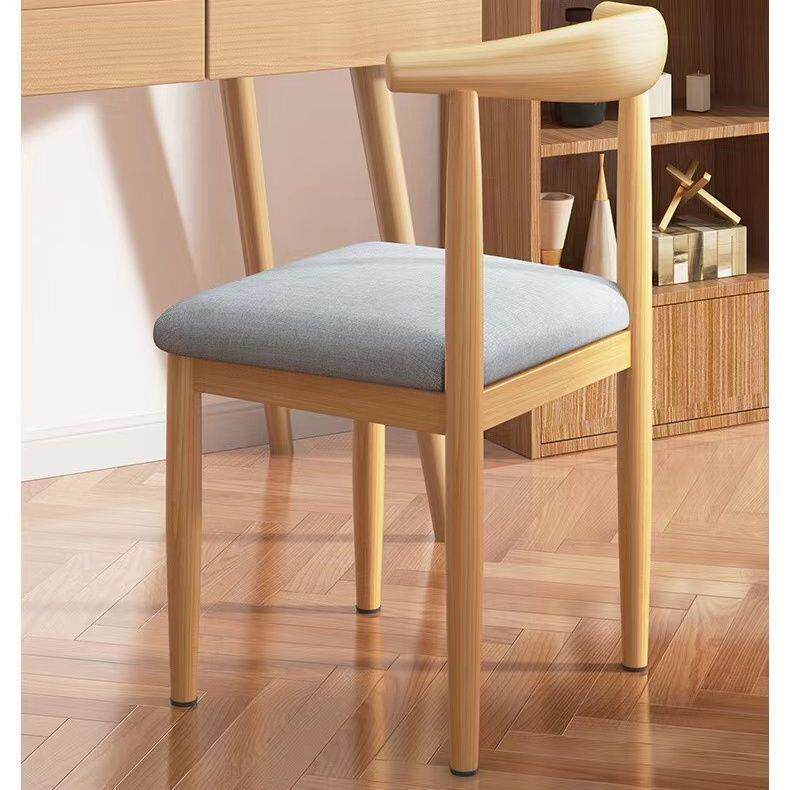 餐椅家用餐桌椅北欧餐厅靠背凳子现代出租房用仿实木铁艺牛角椅子