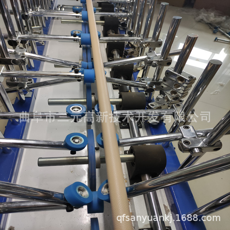 三元批发 踢脚线门框线条覆膜机 滚胶刮胶 多用型门套板包覆机